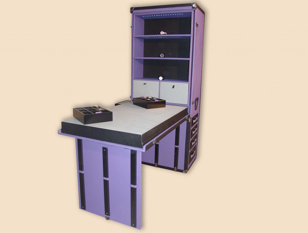 Presentation office trunk removable table for 36 watches opened face box time pieces