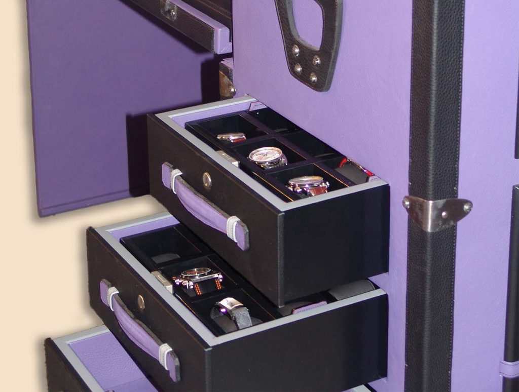 Presentation office trunk removable table for 36 watches sliding drawers zoom cushion