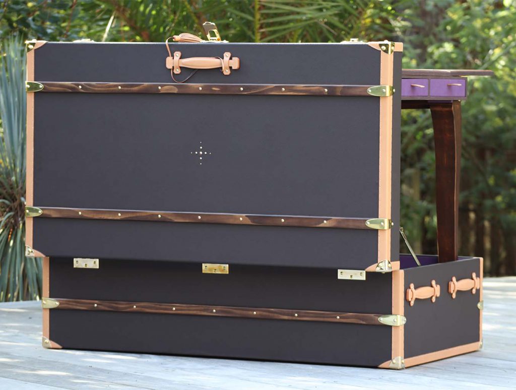 Scretary office mobile trunk full top back opened 1