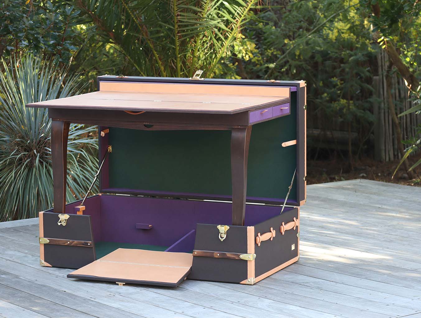 Scretary office mobile trunk fully opened