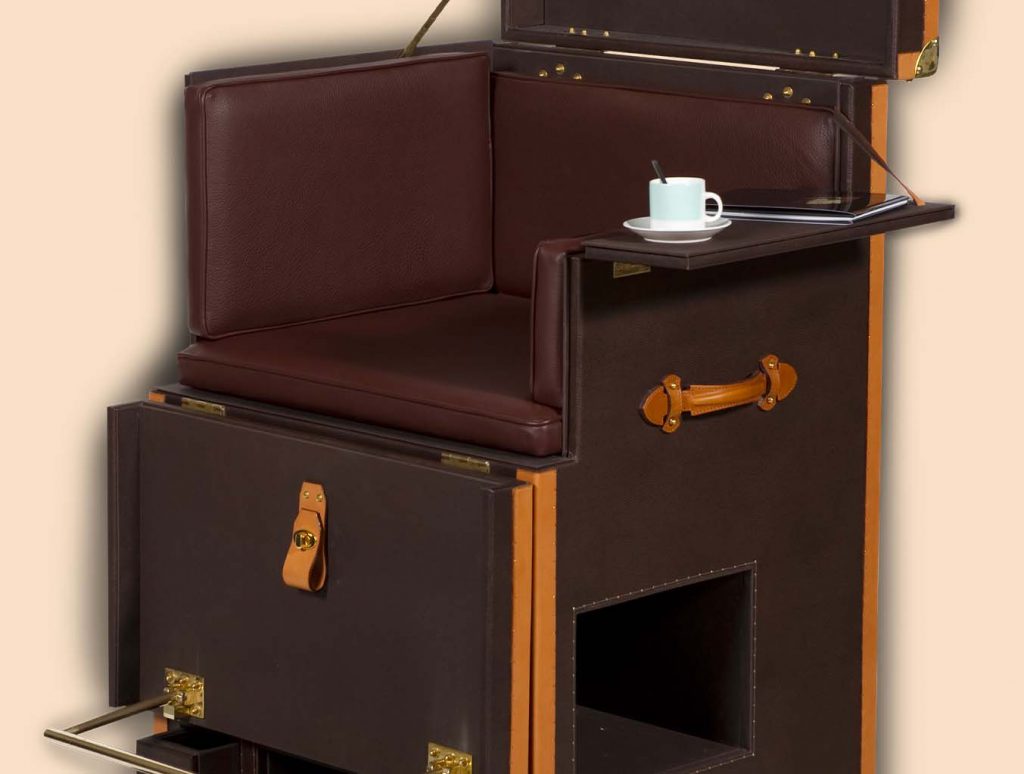 Leather brown Trunk waxing shining armchair leather cushion seat