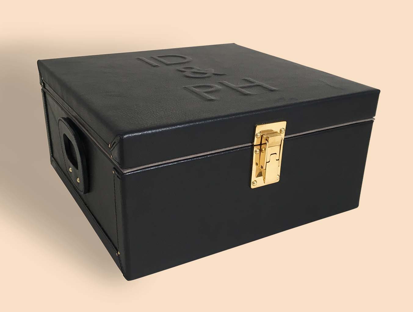 Watchmaking casket 12 watches IDPH black closed